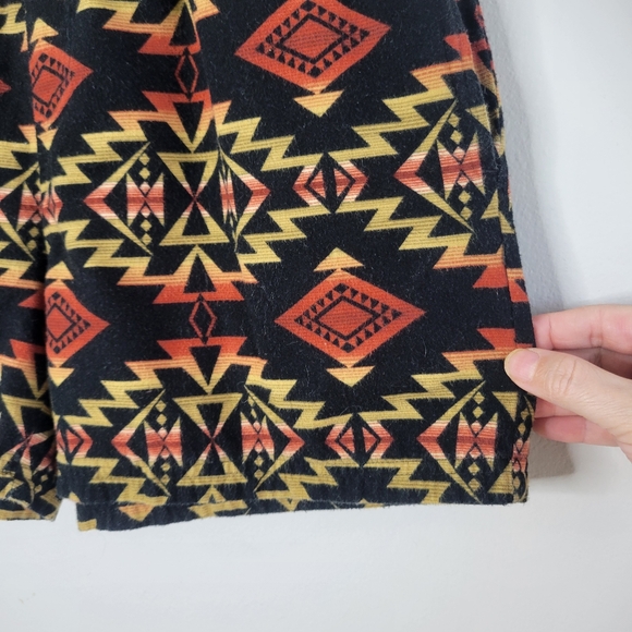 Pendleton Aztec Shorts - Picture 4 of 6
